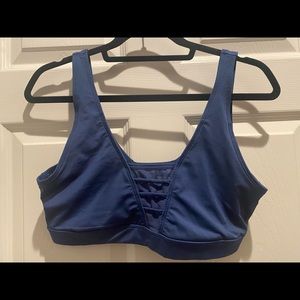 Marika: blue sports bra